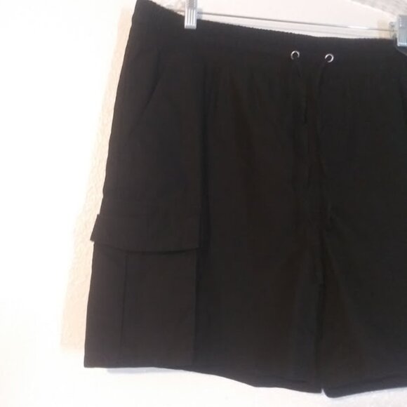 No Boundaries Men's size XL (40-42) black utility shorts - Picture 3 of 16